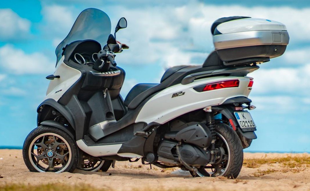 a60b4fc4 6565 4c8a b58b 1f1c90bc5182