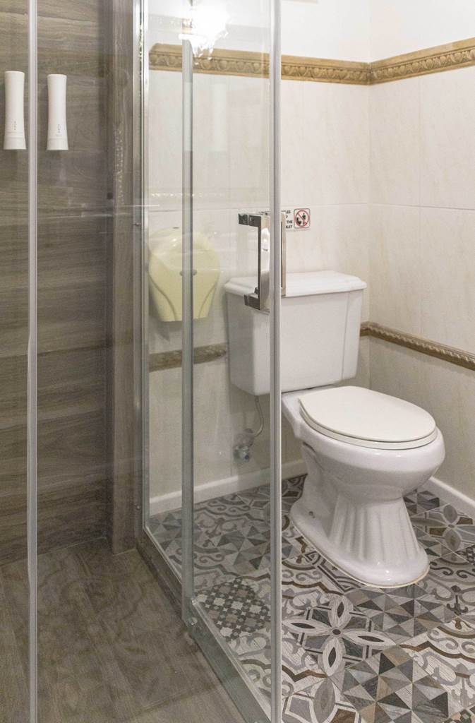 89 hostal calis comedor