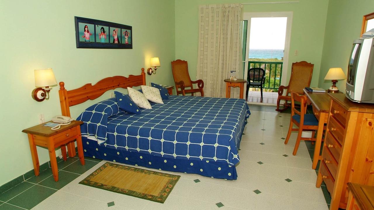 bella isla resort 15438300248