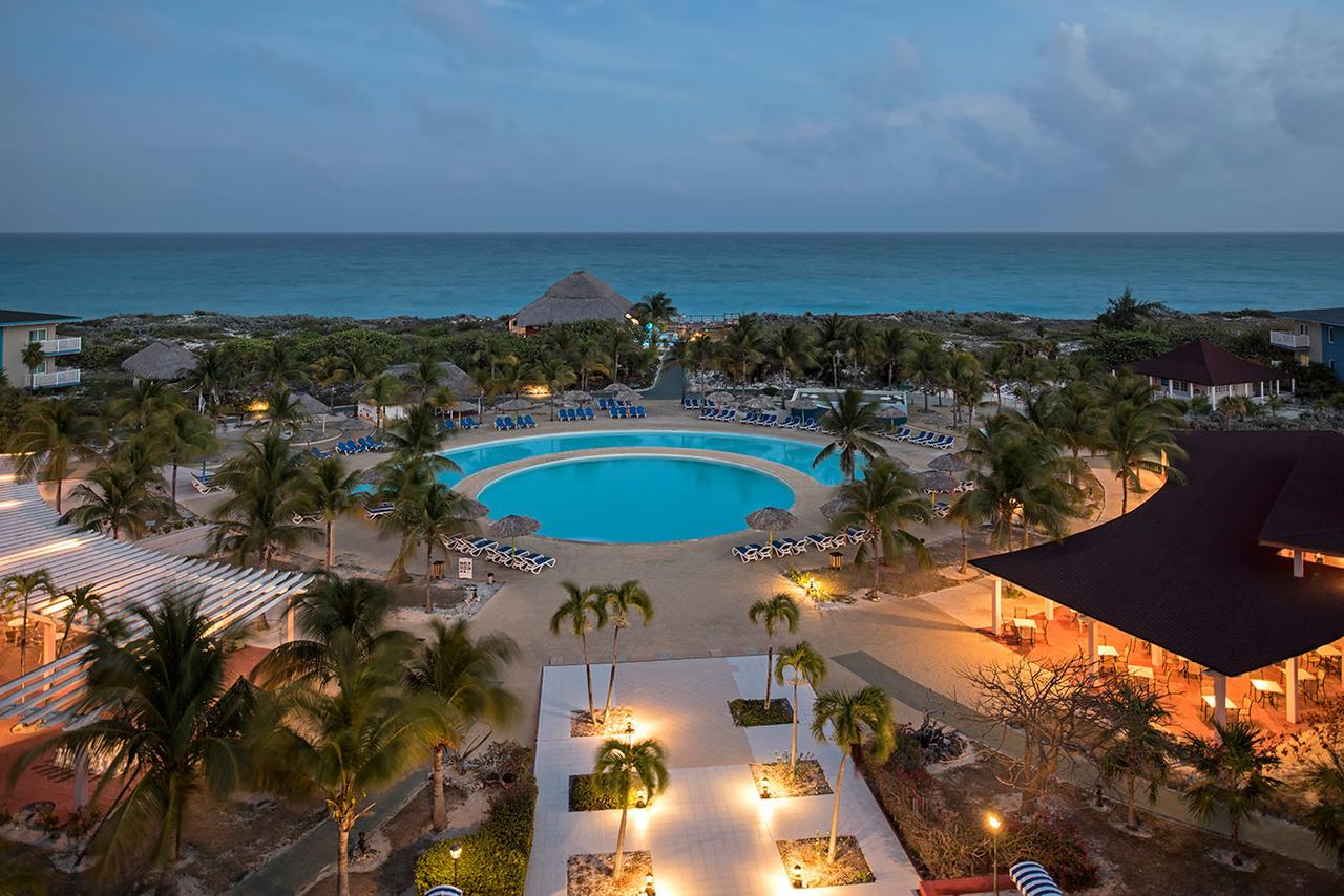 bella isla resort 154383002520