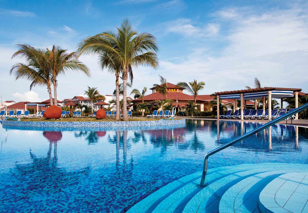 hotel memories flamenco beach resort 15017517111