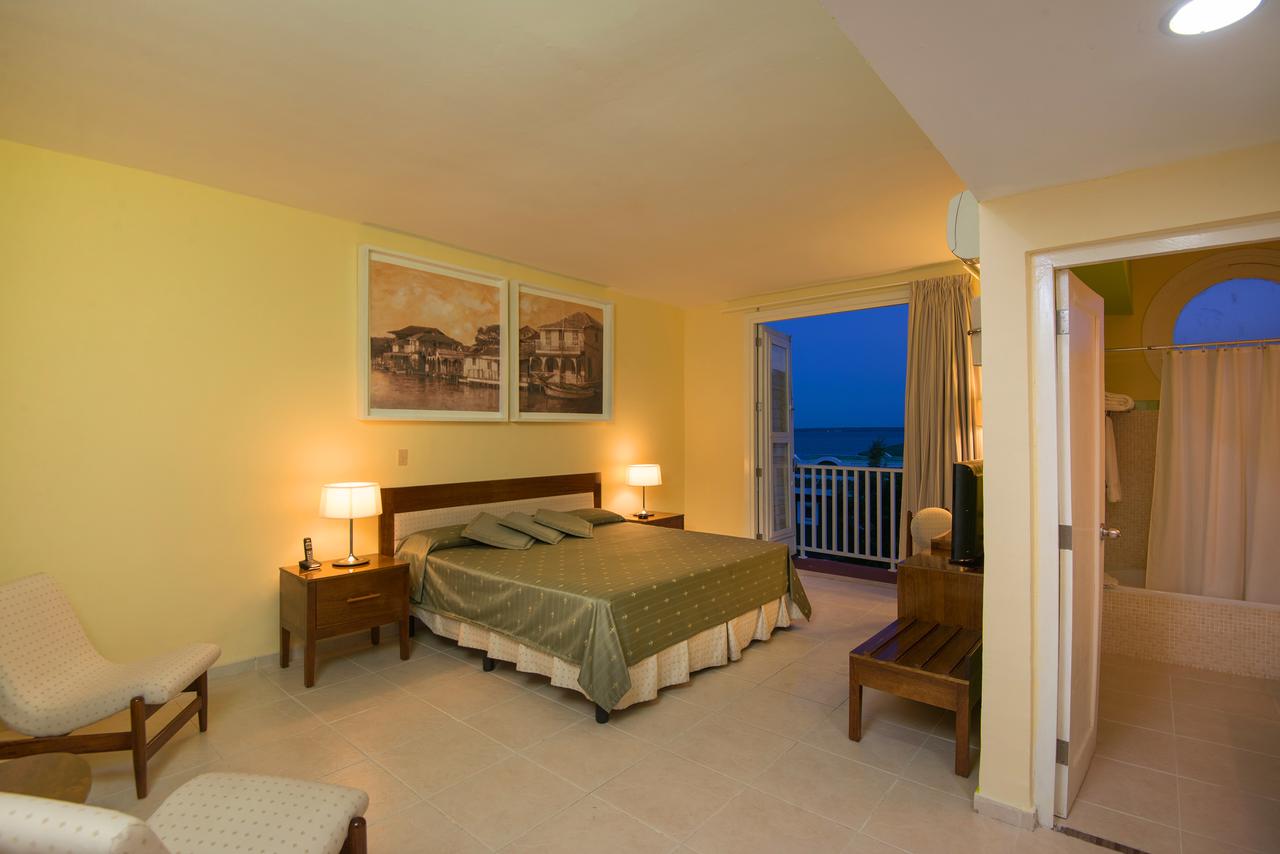 hotel jagua by melia hotels international 154101977121