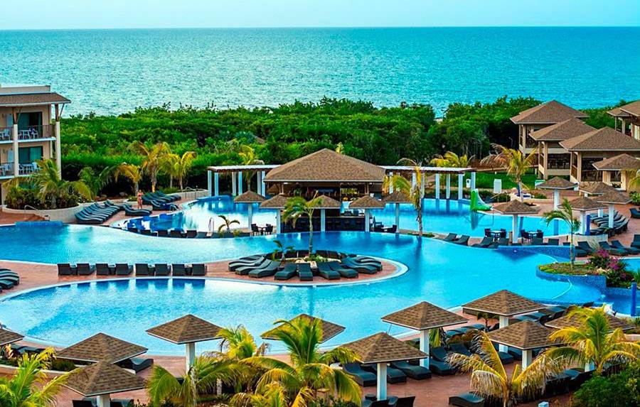 hotel lagunas del este 15209799386