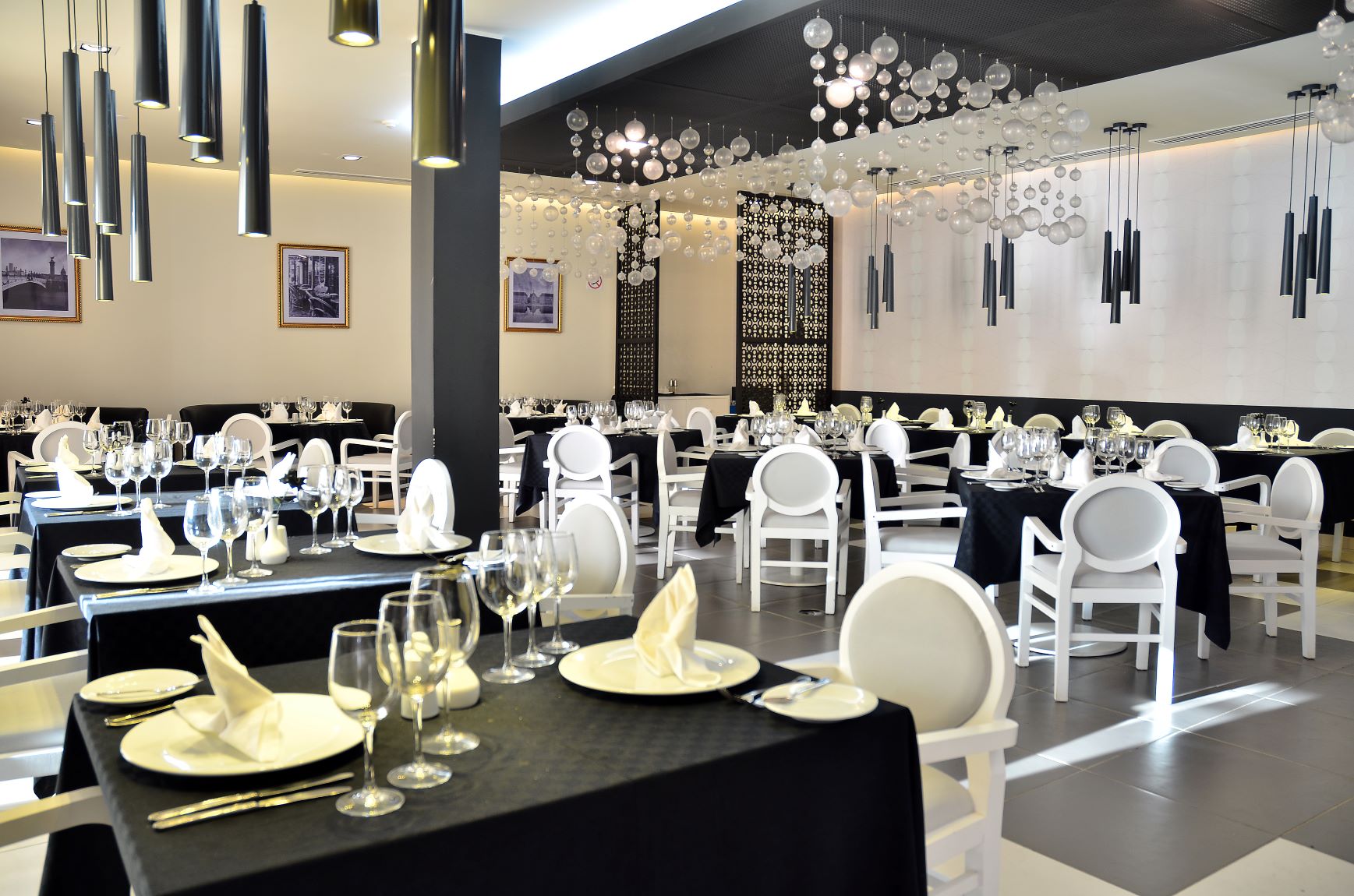 grand aston french restaurantpeq