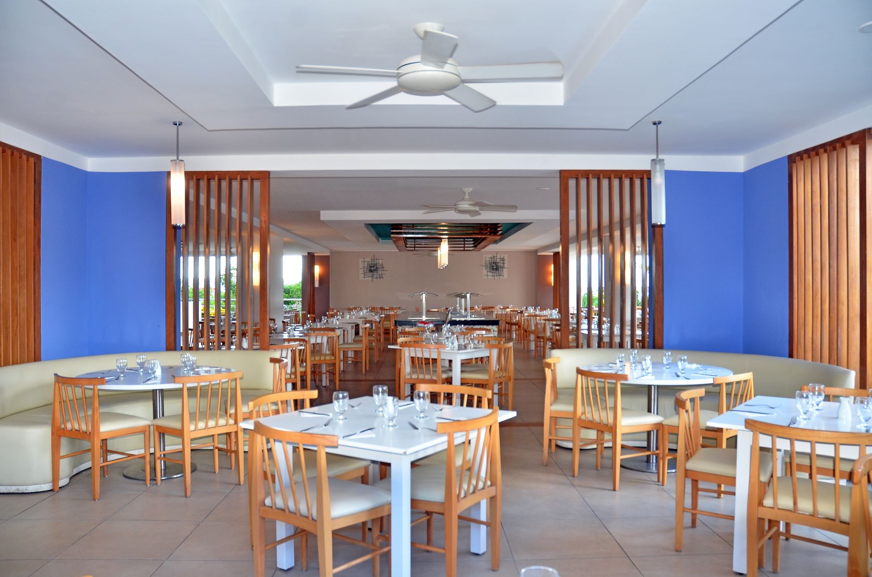 grand aston snack bar main building ipeq