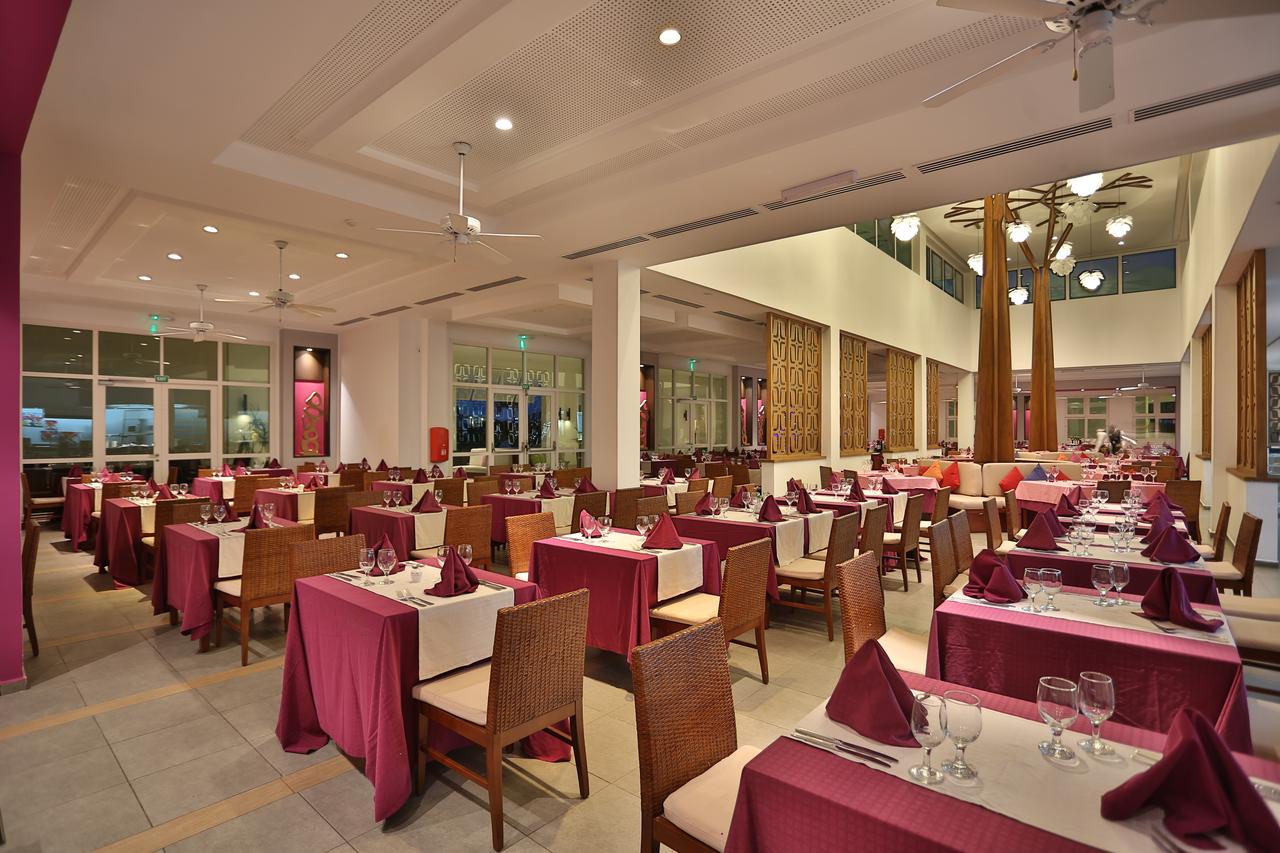 hotel valentin perla blanca 151750235919 1