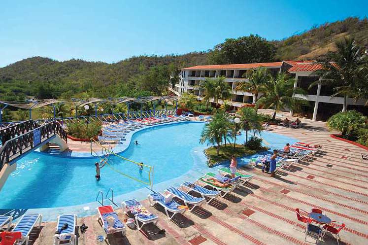 hotel club amigo marea del portillo