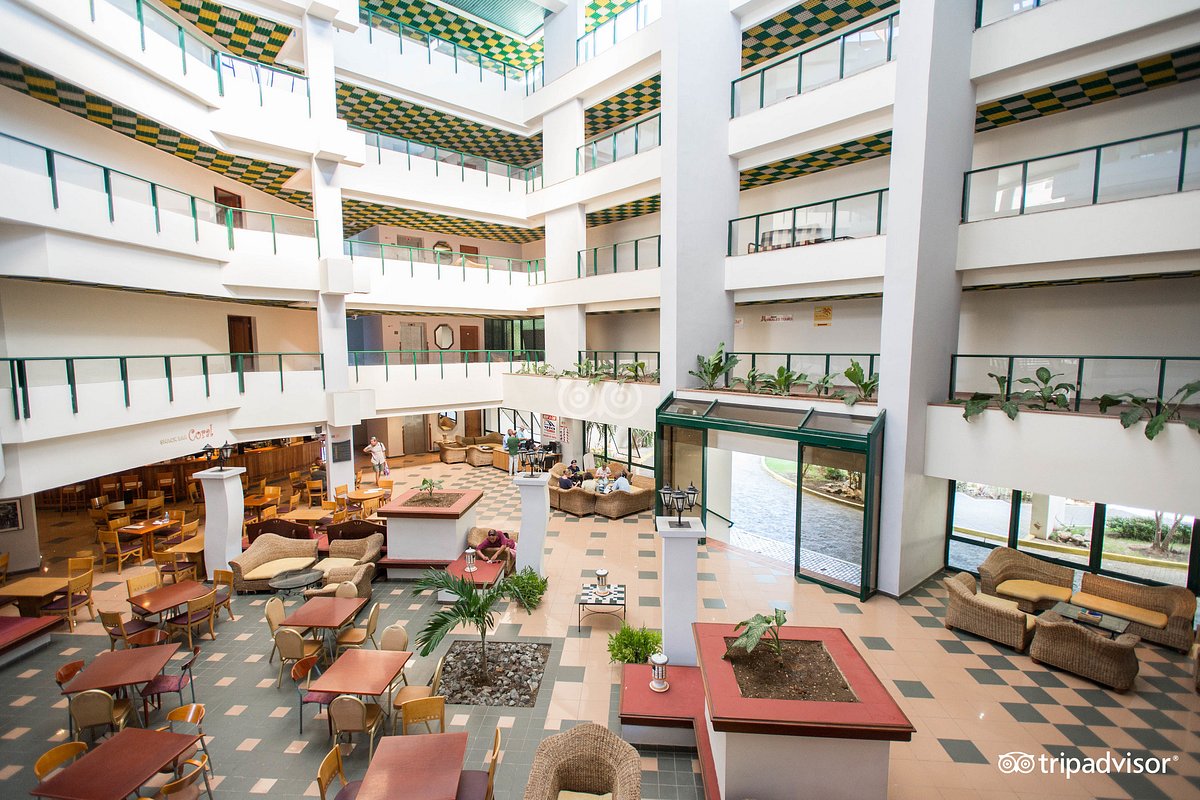 lobby v15282347