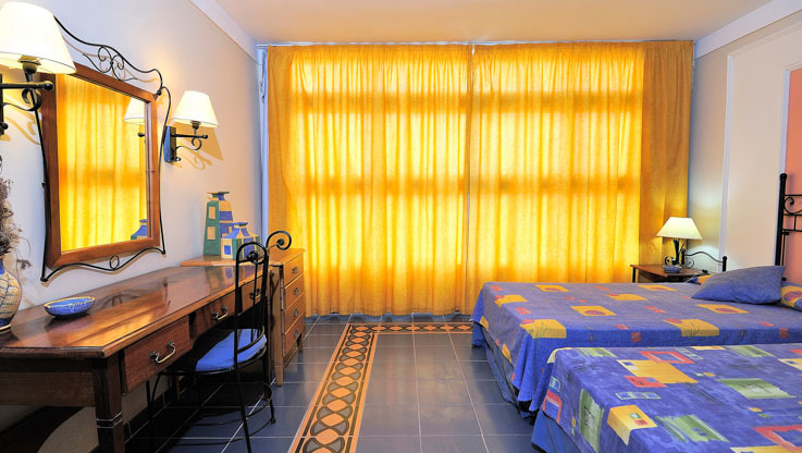 apartment room 201