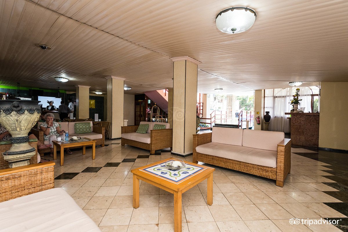 lobby v16160214