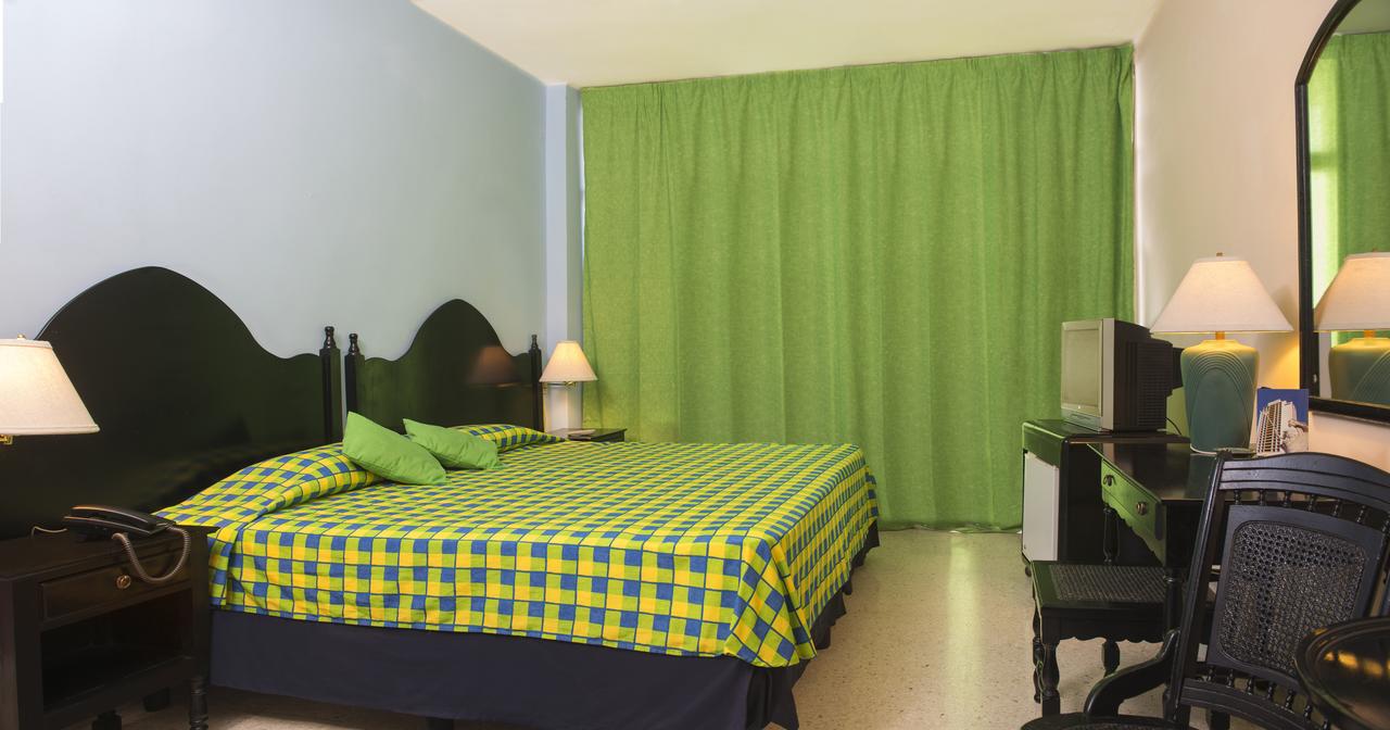 hotel neptuno triton habana 15114795256