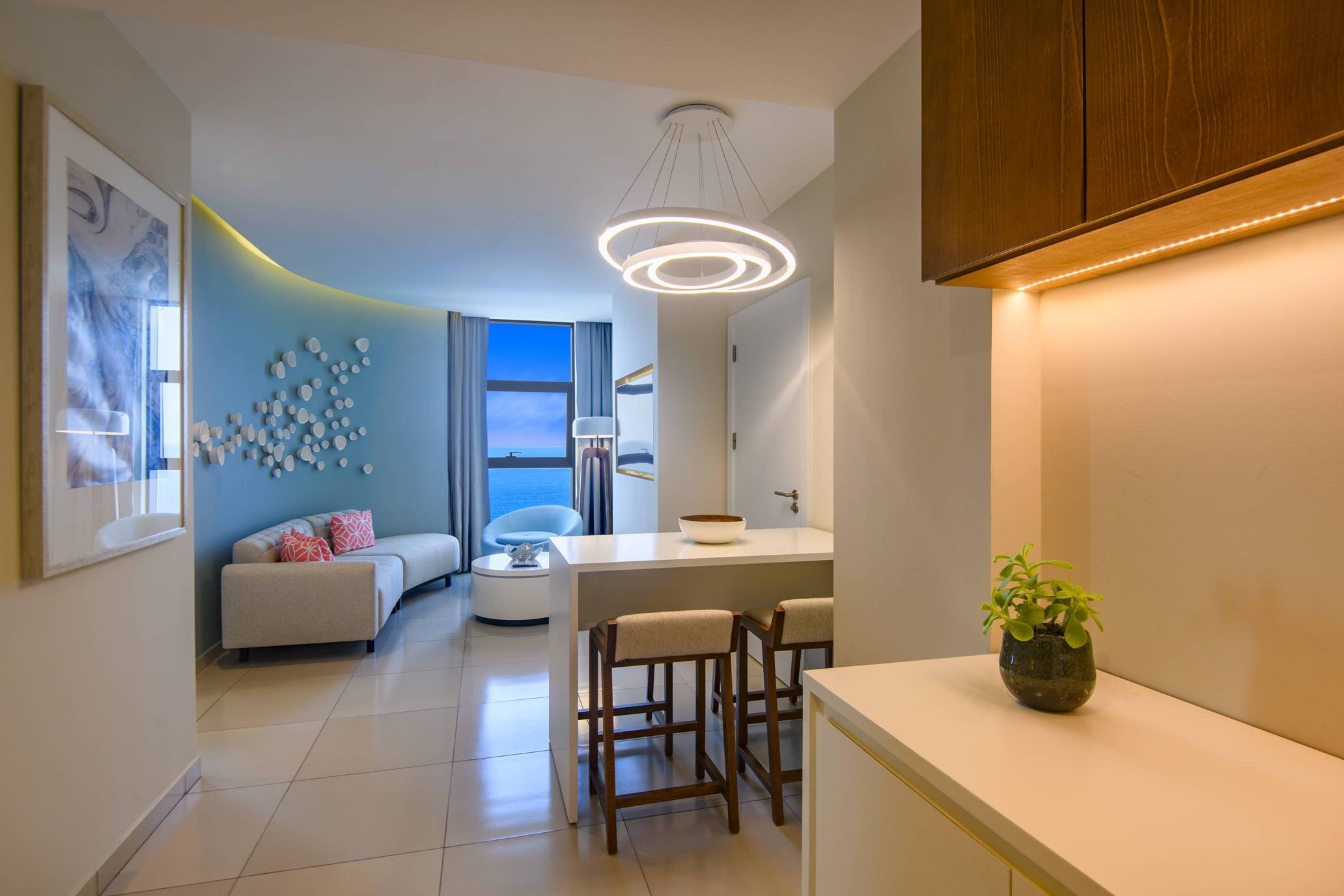 aston suite 01