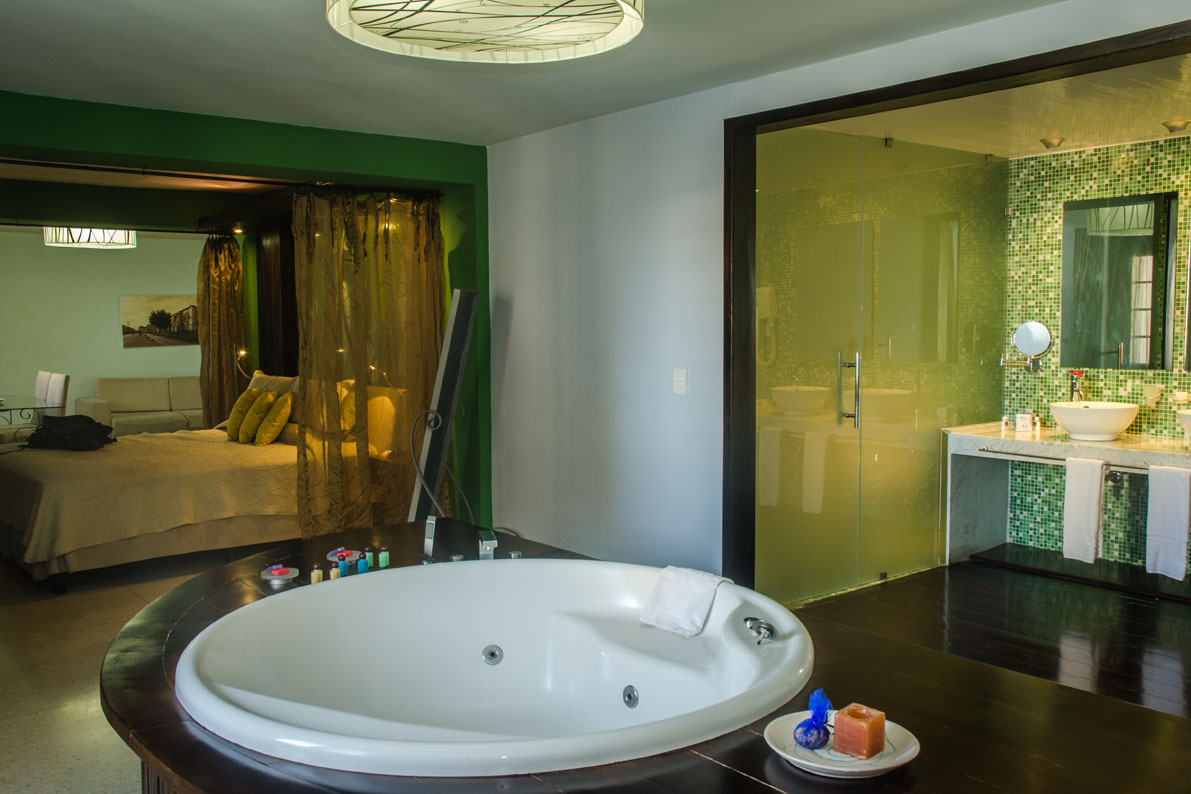 hotel palacio del marques de san felipe y santiago de bejucal bathroom