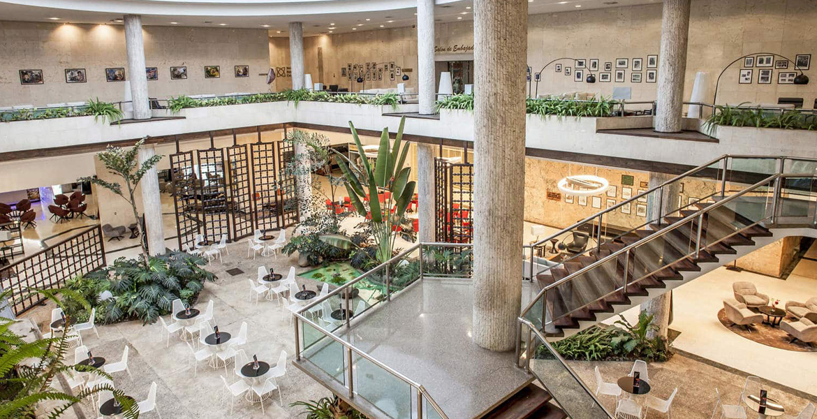06tryphabanalibre lobby1600