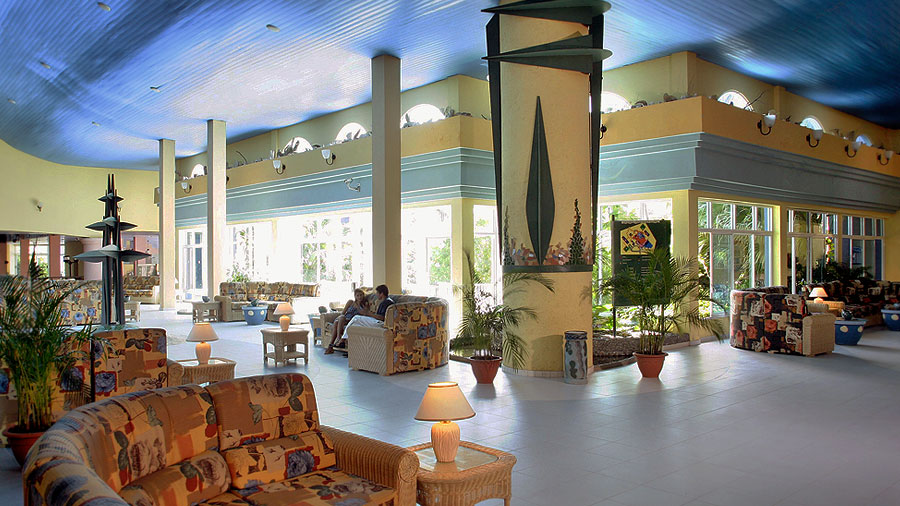 fiesta americana holguin costa verde guardalavaca cuba lobby