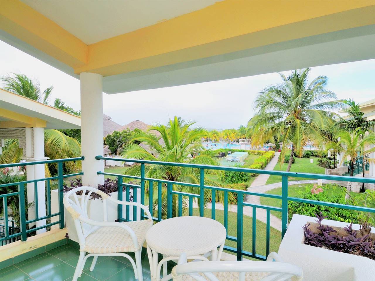 suite vistas a la piscina