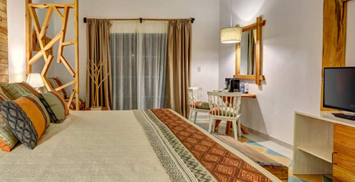 holguin room4 156e8121bceac1d18016122b4bb0d4ae