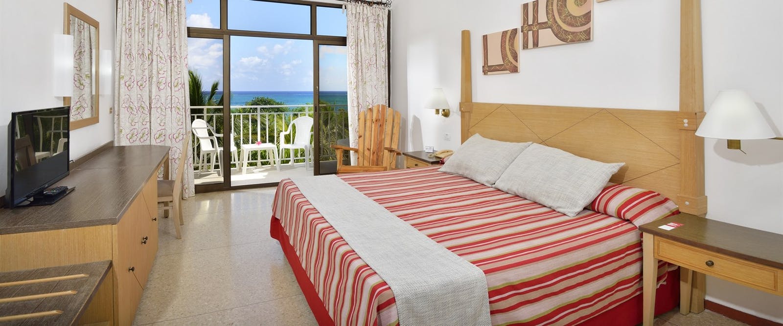 mediawosol rio de luna y mares cuba2hotel lobby