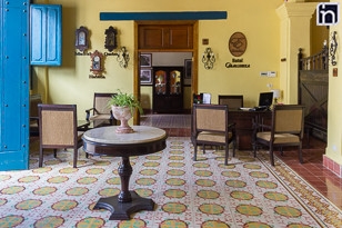 hotel e caballeriza lobby 308