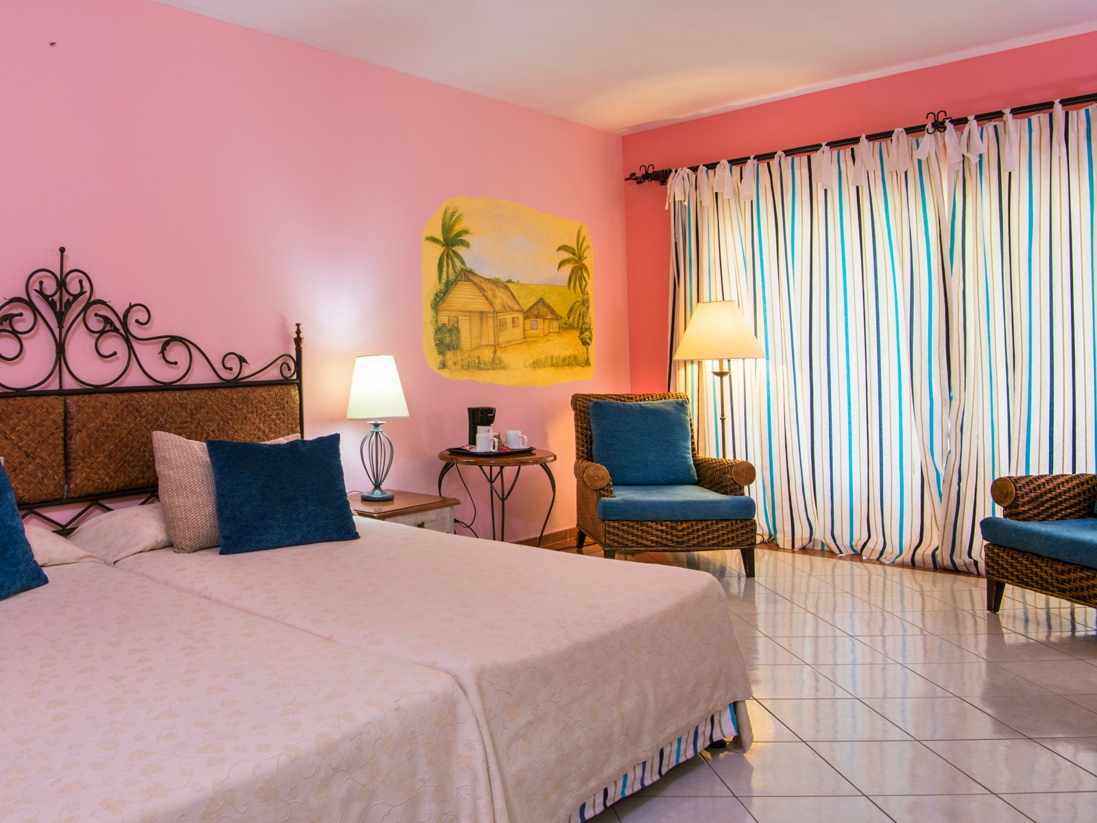 habitaciones 1 hotel playa pesquero