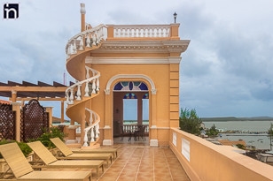 hotel ordono terrace 308