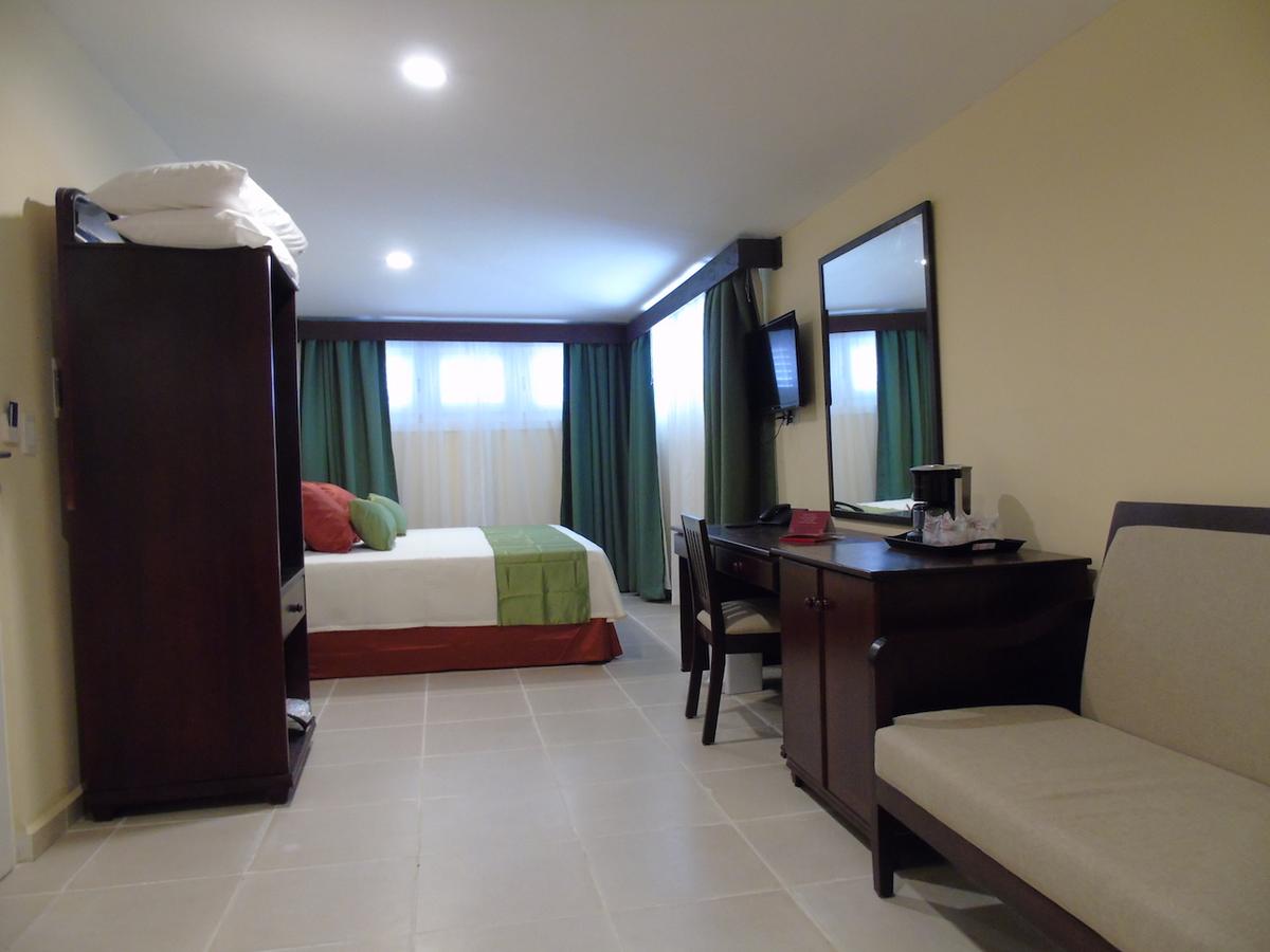 hotel e central vinales 153785353122