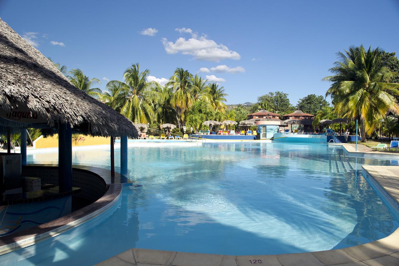 club amigo carisol los corales 152505925720