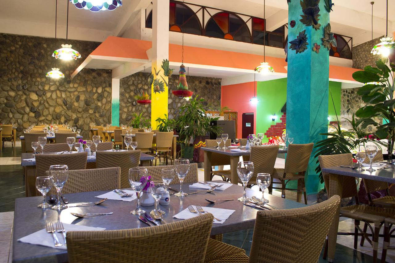 club amigo carisol los corales 152505925716