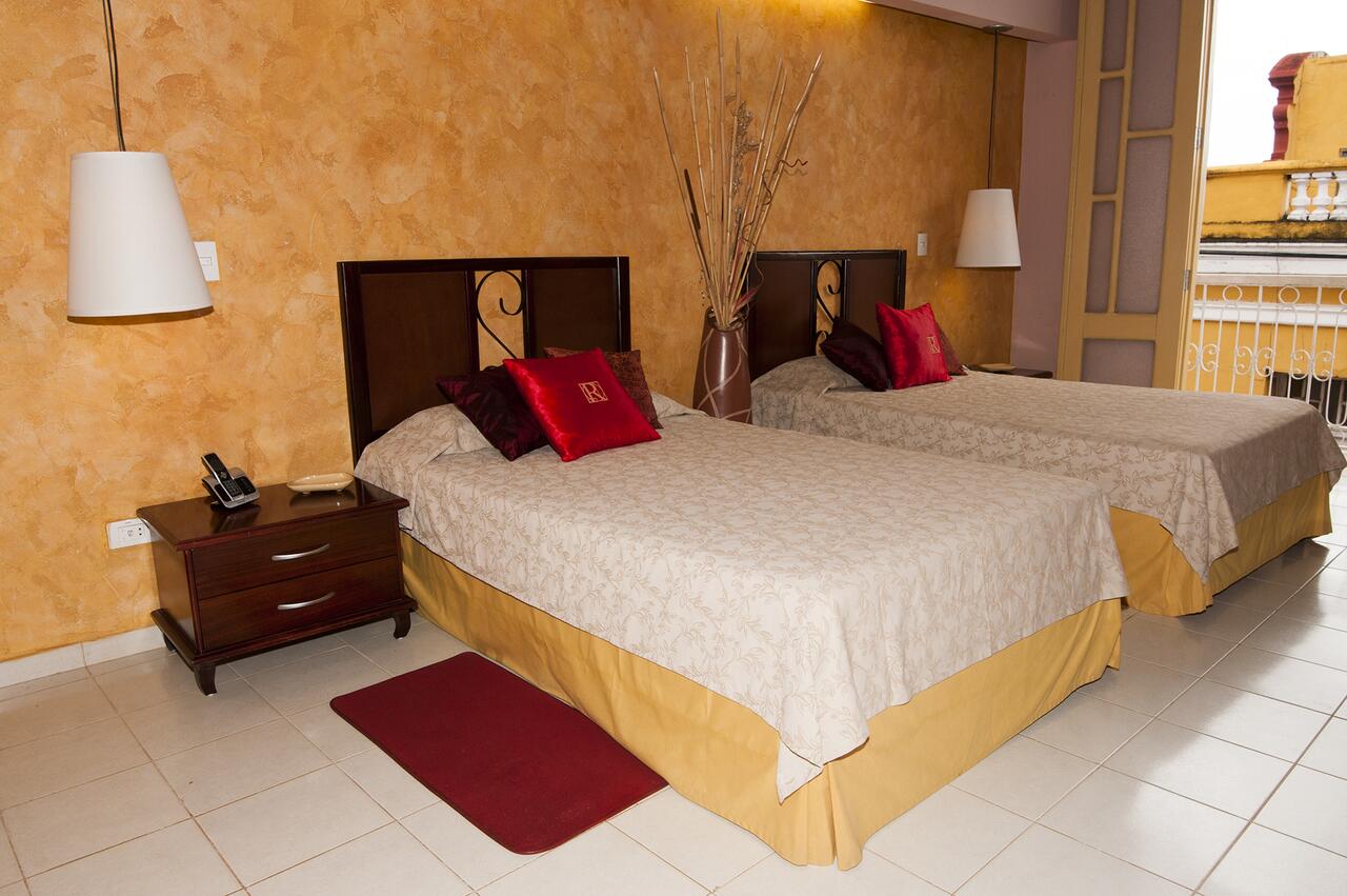 hotel e la ronda 15954346483