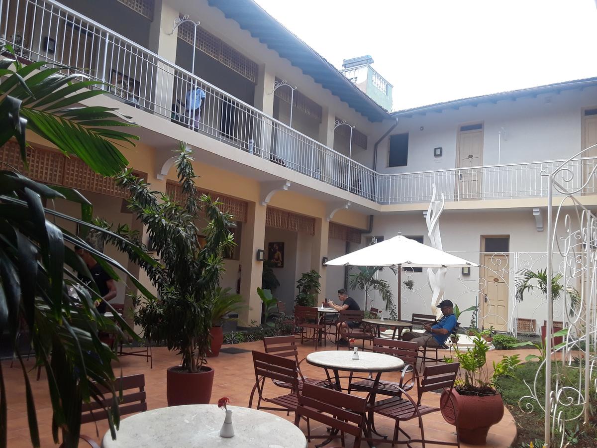 hotel e la ronda 159543465012