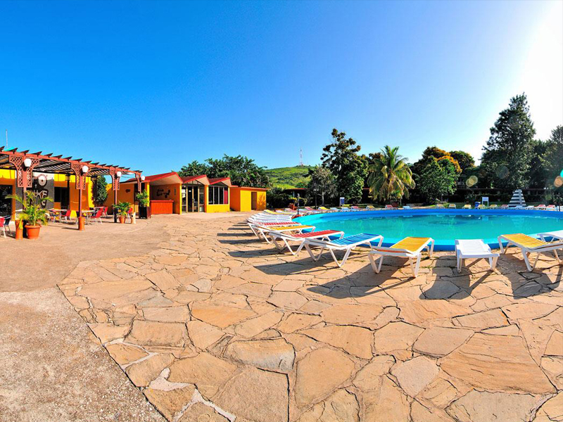 hotel las cuevas trinidad pool
