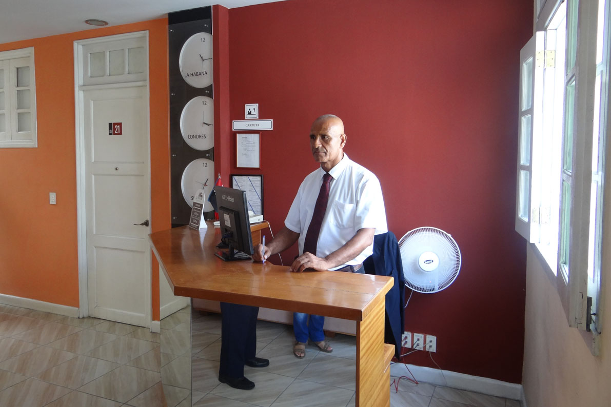 hotel islazul rex santiago de cuba reception 1