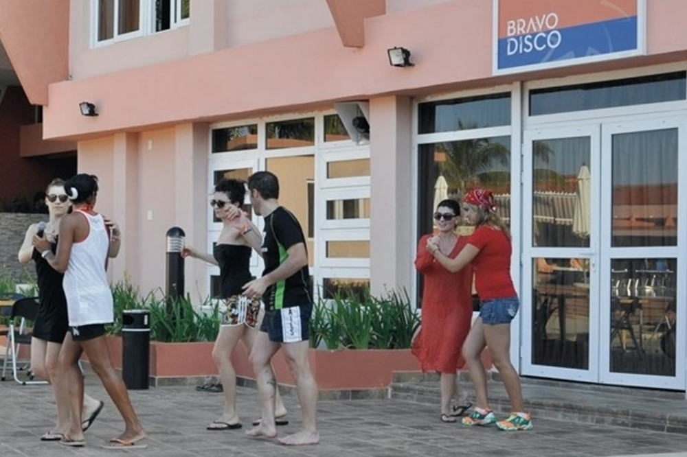 blau arenal