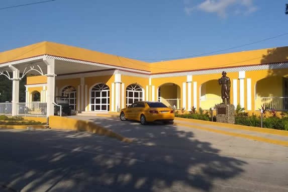 hotel e el cobre santiago de cuba fachada 3x2
