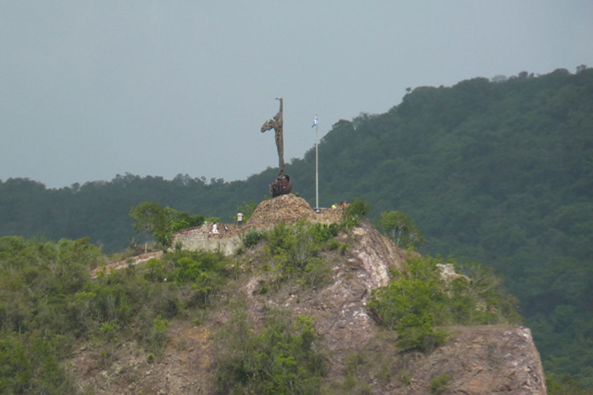 monumento cimarron santiago
