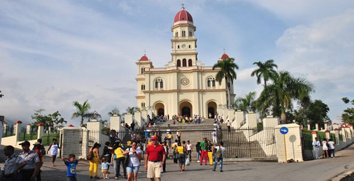 devocion a la virgen de la caridad del cobre santiago de cuba 4