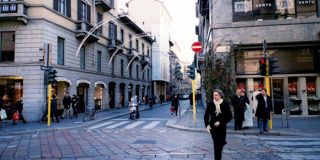 mil via monte napoleone le quartier de la mode 2 1 1024x512
