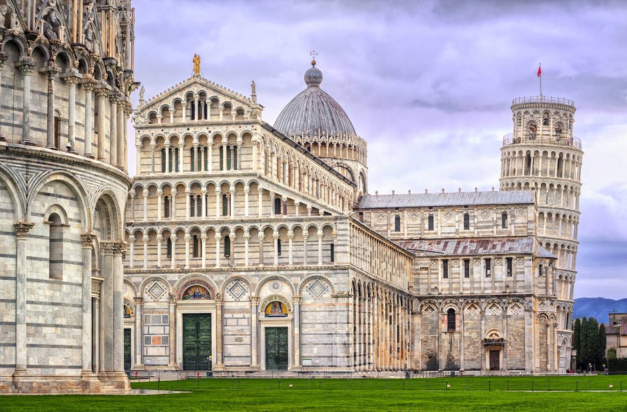 pisa piazza dei miracoli