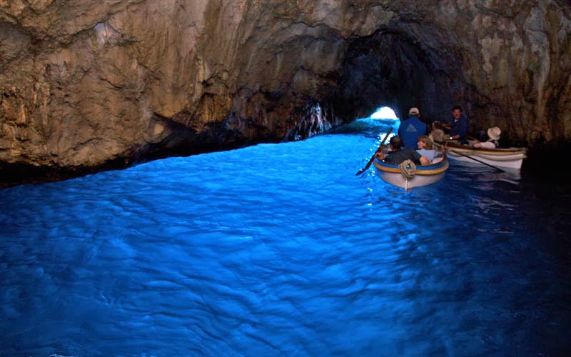 gruta azul capri interior