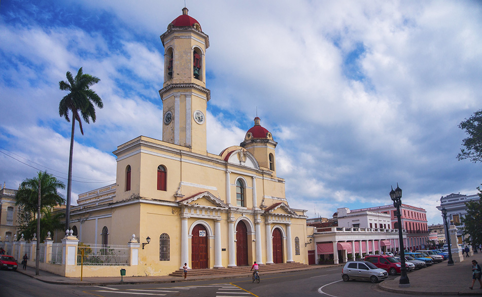 catedral de cienfuegos cuba
