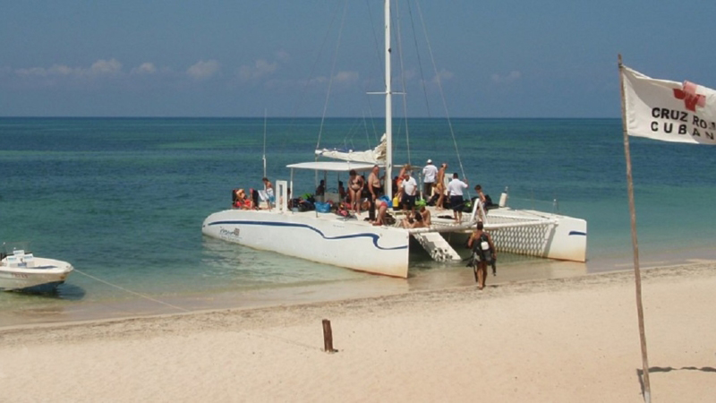 snorkeling at las mulaticas beach tour 872